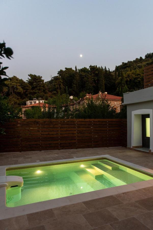 Villa Samos - Renovated Stone Villa With Private Pool- 2 Min From The Sea! Ágios Konstantínos Esterno foto